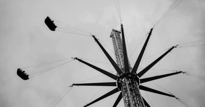 Themes - Black and white photo of a ferris wheel