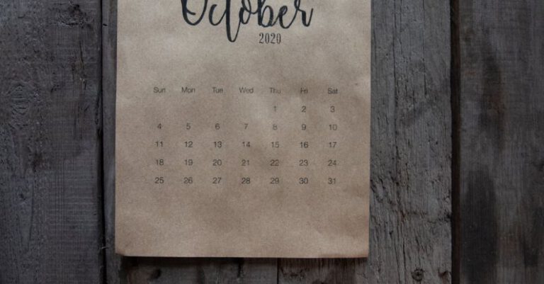 Weeks - October Calendar on Wooden Wall